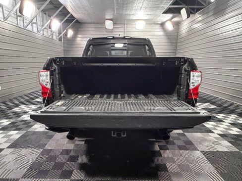 Used 2023 Nissan Titan SV w/ SV Convenience Package image 30