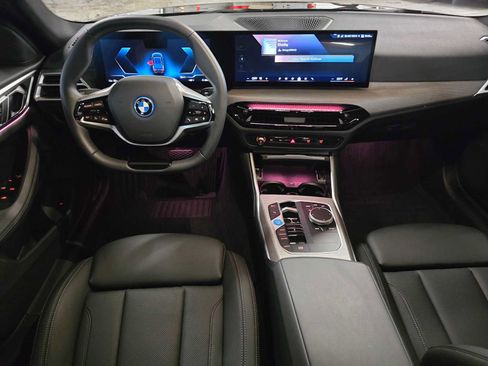 Used 2025 BMW i4 eDrive40 image 19