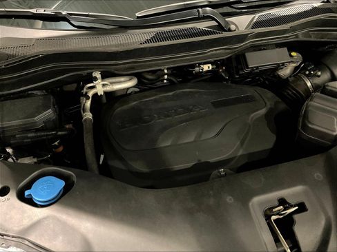 Used 2016 Honda Pilot Touring image 32