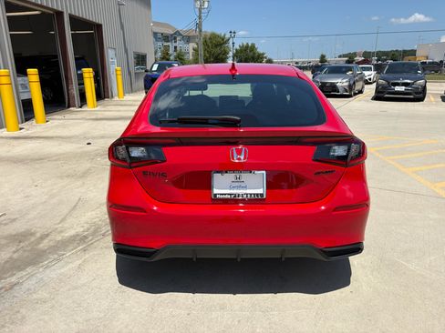 Certified 2026 Honda Civic Sport image 7
