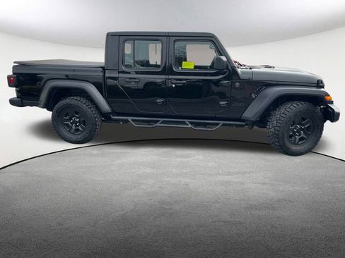 Used 2024 Jeep Gladiator Sport image 14