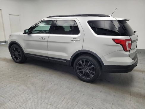 Used 2019 Ford Explorer XLT w/ Equipment Group 202A image 3