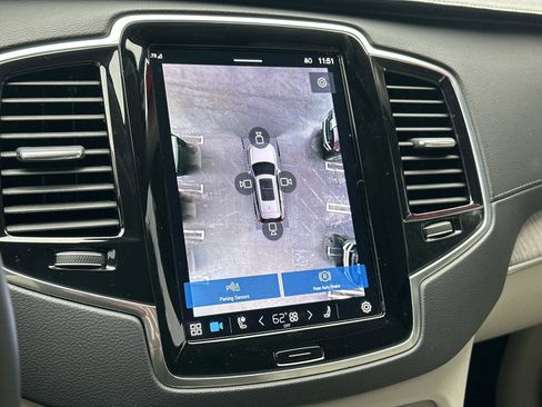 Certified 2023 Volvo XC90 T8 Ultimate image 14