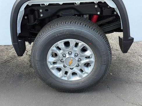 New 2026 Chevrolet Silverado 3500 W/T AWD/4WD image 5