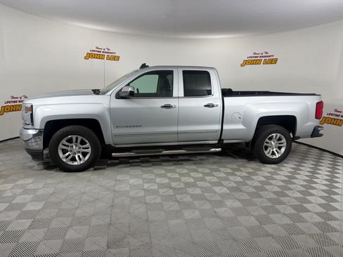 Used 2018 Chevrolet Silverado 1500 LTZ RWD image 2