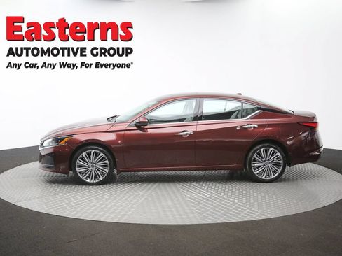 Used 2024 Nissan Altima 2.5 SL AWD/4WD image 63