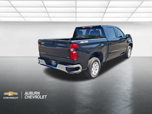 Used 2025 Chevrolet Silverado 1500 LT AWD/4WD image 3