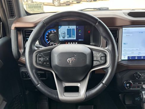 Used 2023 Ford Bronco Outer Banks AWD/4WD image 16