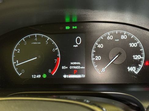 Certified 2024 Honda HR-V Sport image 31