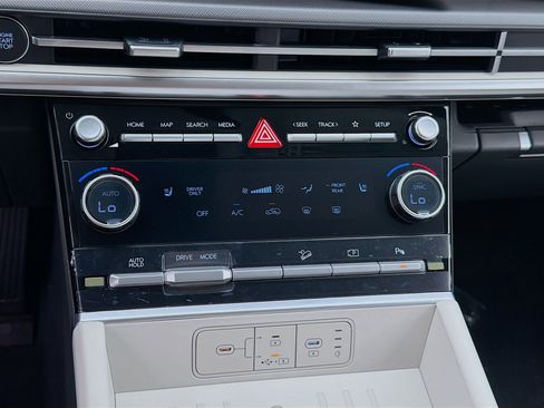 New 2026 Hyundai Santa Fe SEL FWD image 13