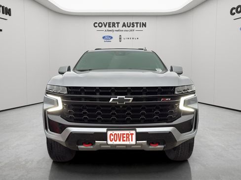 Used 2023 Chevrolet Suburban Z71 w/ Luxury Package image 8