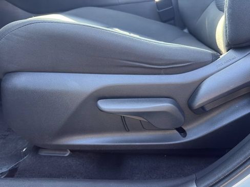 Used 2024 Toyota RAV4 LE FWD image 16