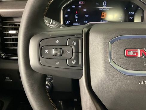 Used 2024 GMC Sierra 2500 AT4 w/ AT4 Premium Plus Package image 24