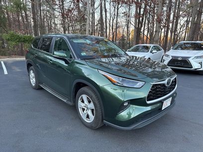 Used 2023 Toyota Highlander LE