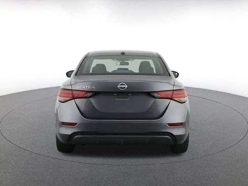 Used 2025 Nissan Sentra SV FWD image 8