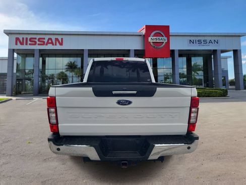 Used 2021 Ford F250 Lariat w/ Lariat Value Package AWD/4WD image 3