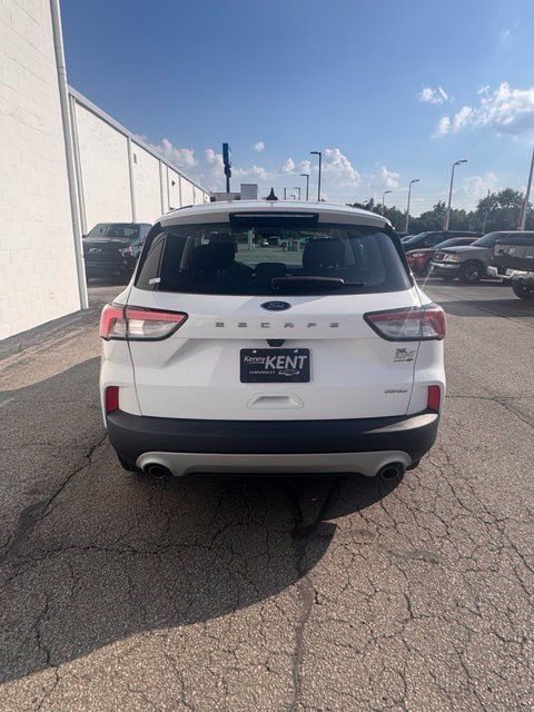 Used 2022 Ford Escape S AWD/4WD image 5