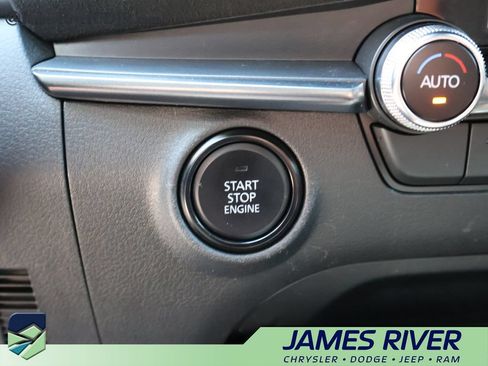 Used 2024 MAZDA MAZDA3 s AWD/4WD image 32