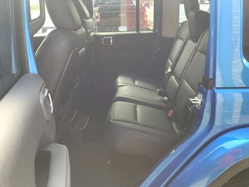 Used 2024 Jeep Wrangler Sahara w/ Technology Group image 10