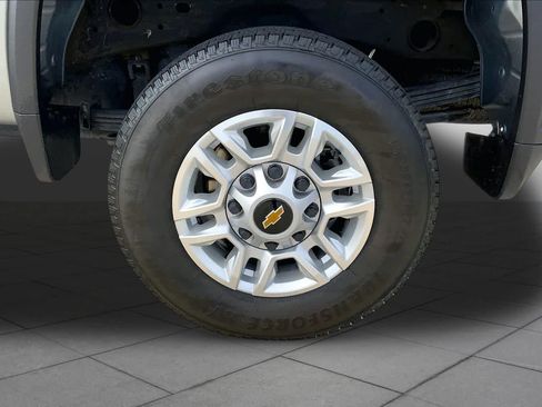 Used 2025 Chevrolet Silverado 2500 LT w/ Safety Package AWD/4WD image 11