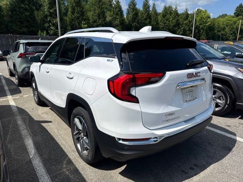 Used 2019 GMC Terrain SLT w/ Preferred Package FWD image 3