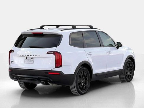 Used 2022 Kia Telluride SX w/ SX Prestige Package image 8