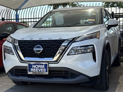 Used 2023 Nissan Rogue SV