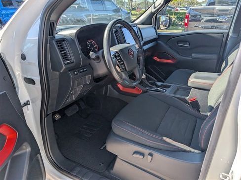 Used 2023 Nissan Frontier Pro-X w/ Tow Package image 6