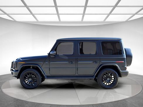 Used 2024 Mercedes-Benz G 550 G 550 4MATIC w/ Exclusive Interior Package image 5