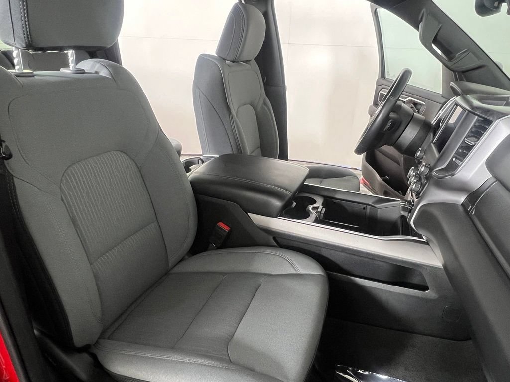 Used 2024 RAM 1500 Big Horn AWD/4WD image 11