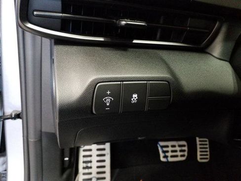 New 2026 Hyundai Elantra Sport image 12