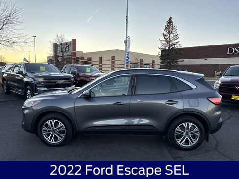 Used 2022 Ford Escape SEL image 9