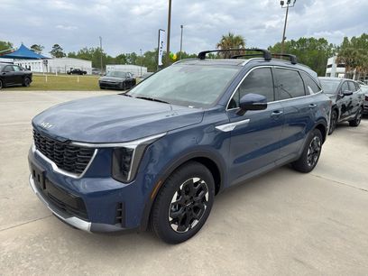 New 2025 Kia Sorento S w/ Panoramic Sunroof Package