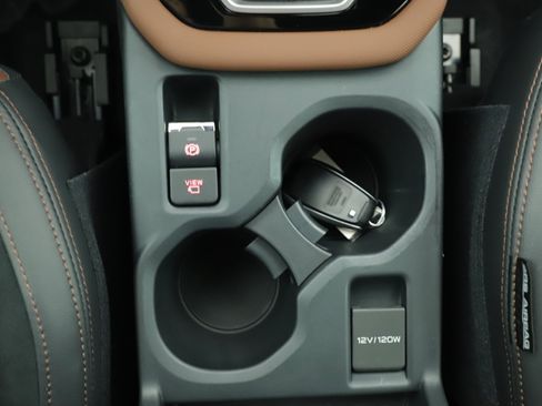 Used 2025 Subaru Forester Touring image 26