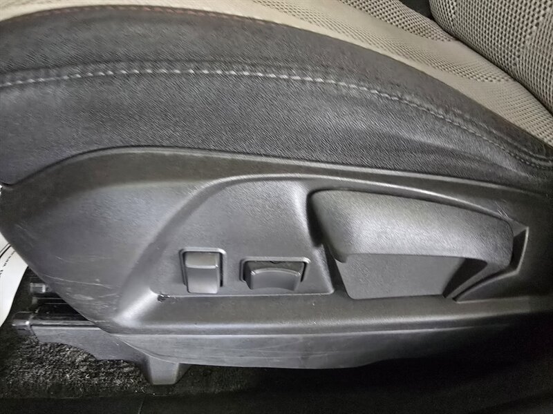 Used 2017 GMC Terrain SLE FWD image 22