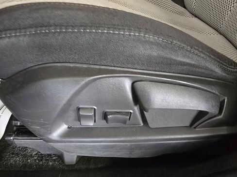 Used 2017 GMC Terrain SLE FWD image 22