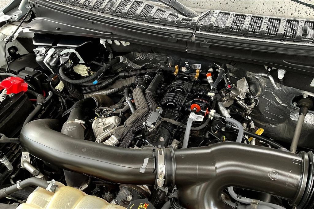 Used 2024 Ford Expedition XLT RWD image 35