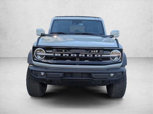 New 2024 Ford Bronco Outer Banks w/ Sasquatch Package image 6