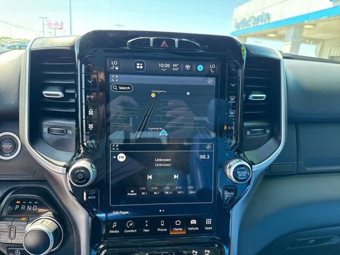 Used 2022 RAM 1500 Big Horn AWD/4WD image 24