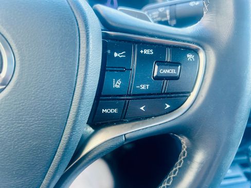 Used 2021 Lexus ES 300h w/ Premium Package FWD image 22