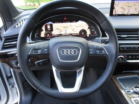 Used 2017 Audi Q7 3.0T Prestige w/ Prestige Package image 33