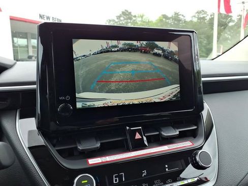 Used 2026 Toyota Corolla LE FWD image 16