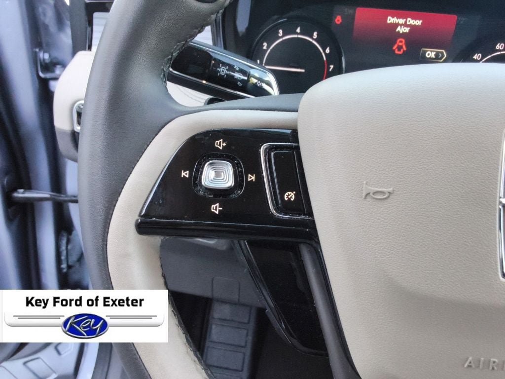 Used 2022 Lincoln Corsair AWD w/ Equipment Group 101A image 31