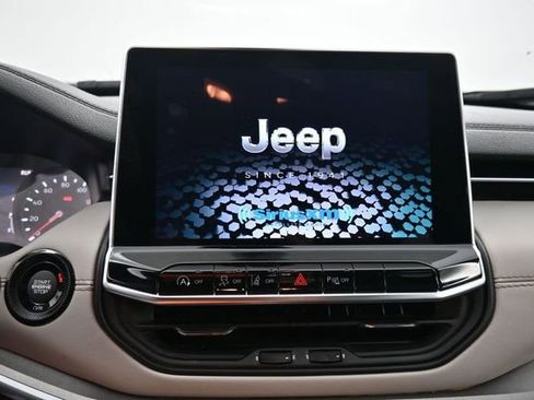 Used 2026 Jeep Compass Limited AWD/4WD image 24