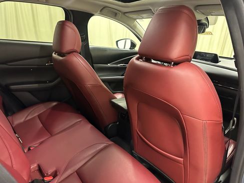 Used 2025 MAZDA CX-30 AWD 2.5 S w/ Preferred Package image 22