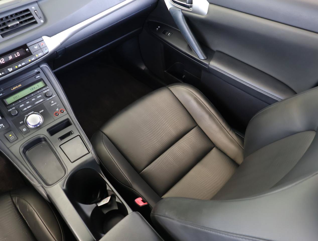 Used 2012 Lexus CT 200h Premium FWD image 18