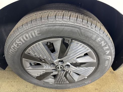 New 2025 Nissan Murano SL w/ Cargo Package image 6