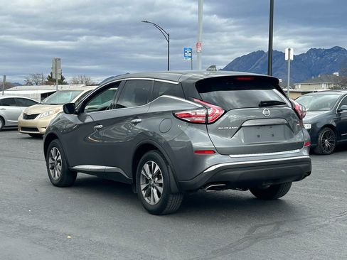 Used 2017 Nissan Murano S image 7
