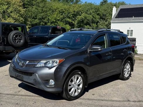 Used 2014 Toyota RAV4 Limited AWD/4WD image 2