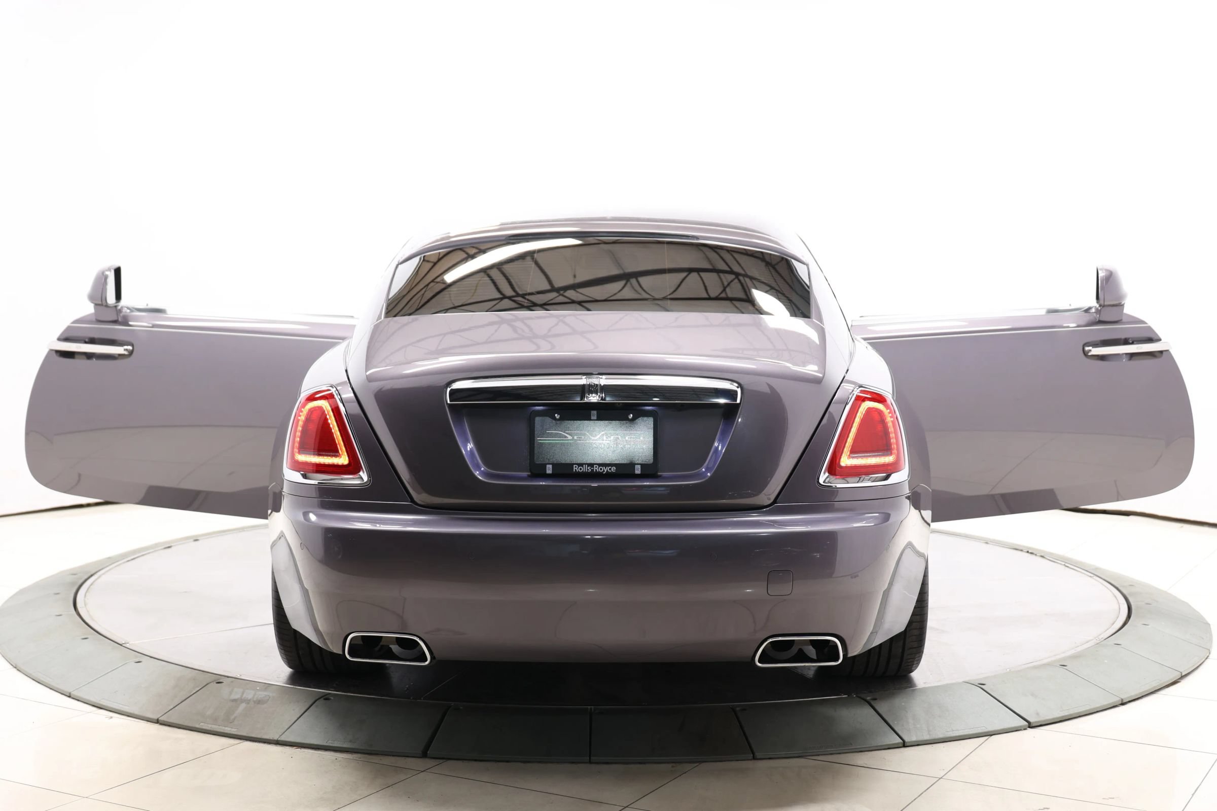 Used 2017 Rolls-Royce Wraith RWD image 82